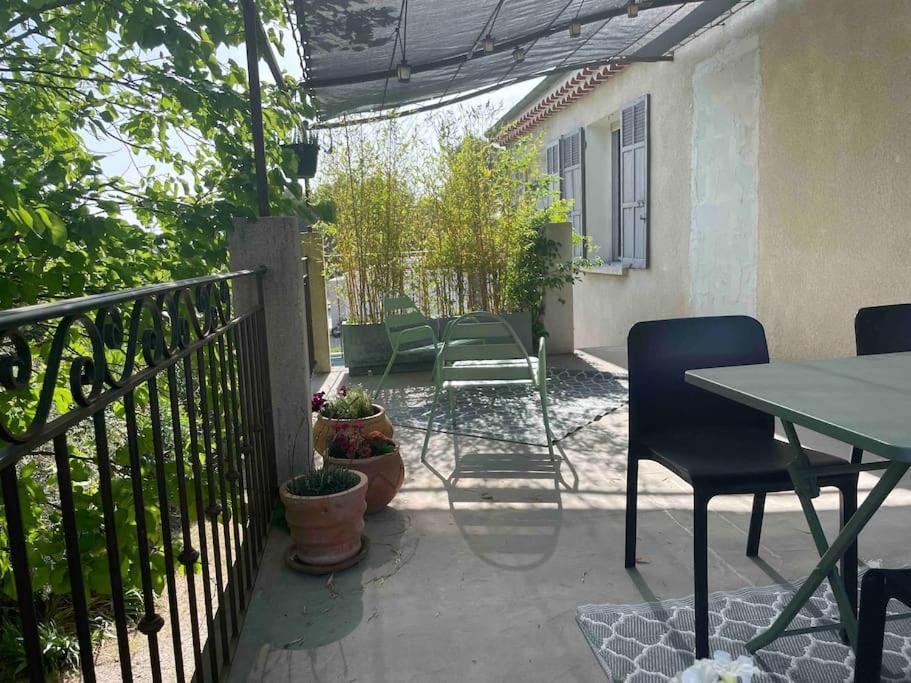 Ar De Vie Villa Chaleureuse En Provence Ventabren Exterior foto